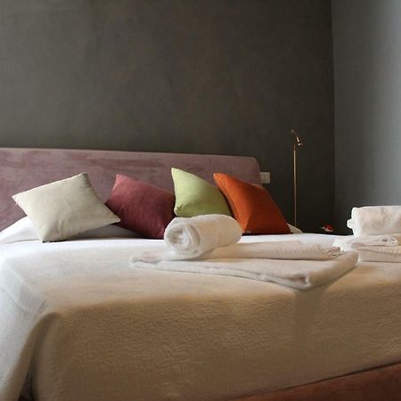 Art Apartment Del Moro ฟลอเรนซ์ ภายนอก รูปภาพ