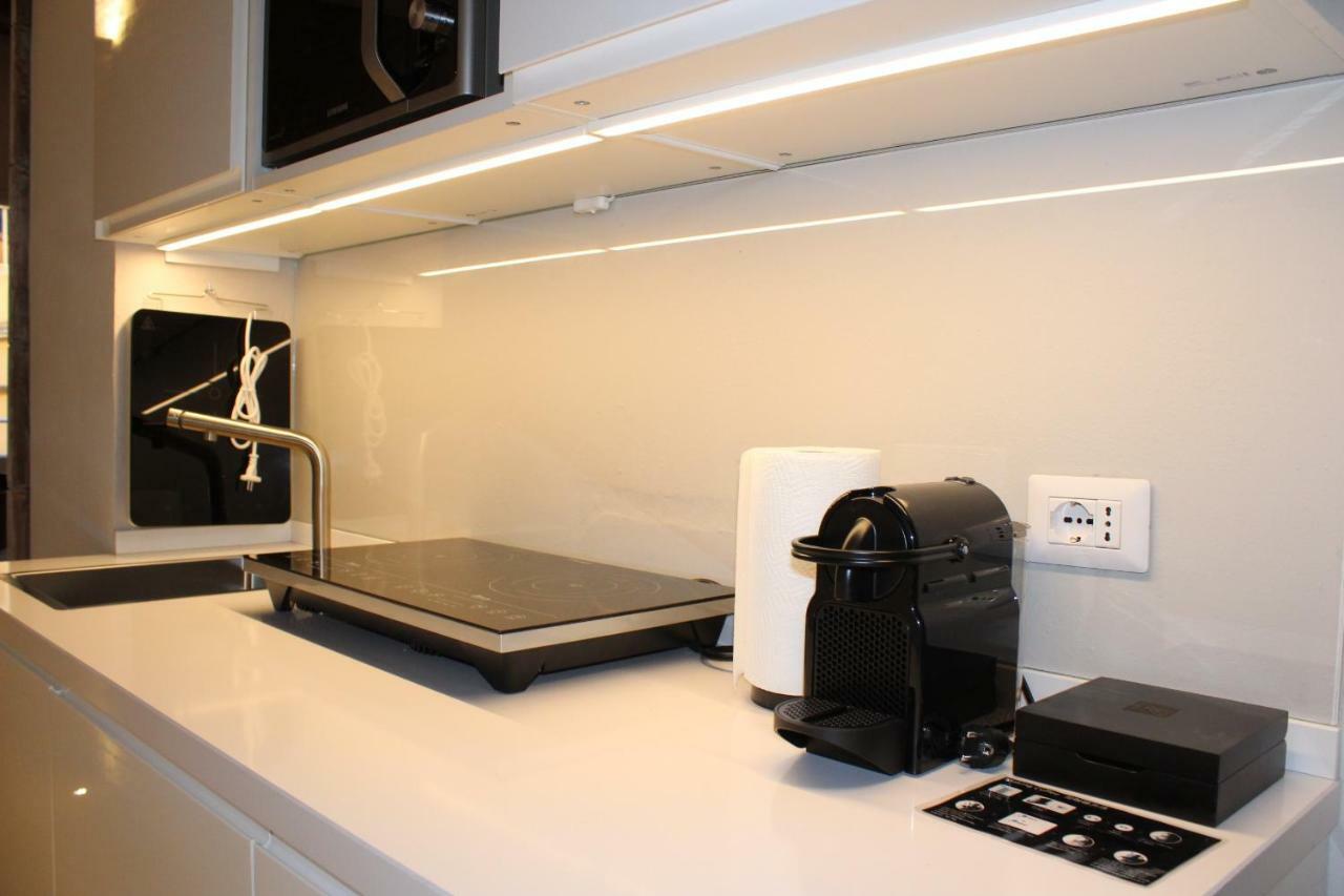 Art Apartment Del Moro ฟลอเรนซ์ ภายนอก รูปภาพ